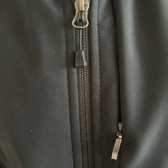 The North Face Women’s Size Large Black Jacket - Picture 6 of 10